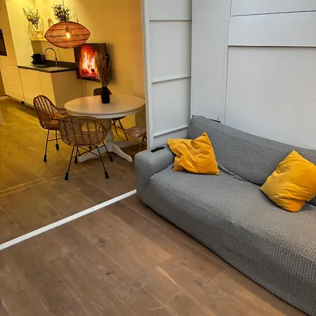 Luxury - Lounge *