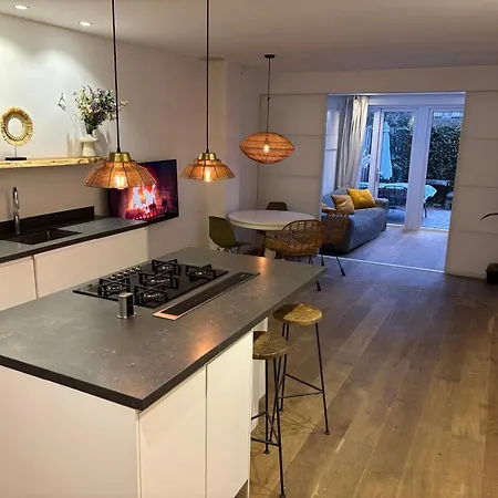 Luxury - Lounge