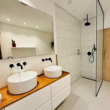 Luxury - Lounge *